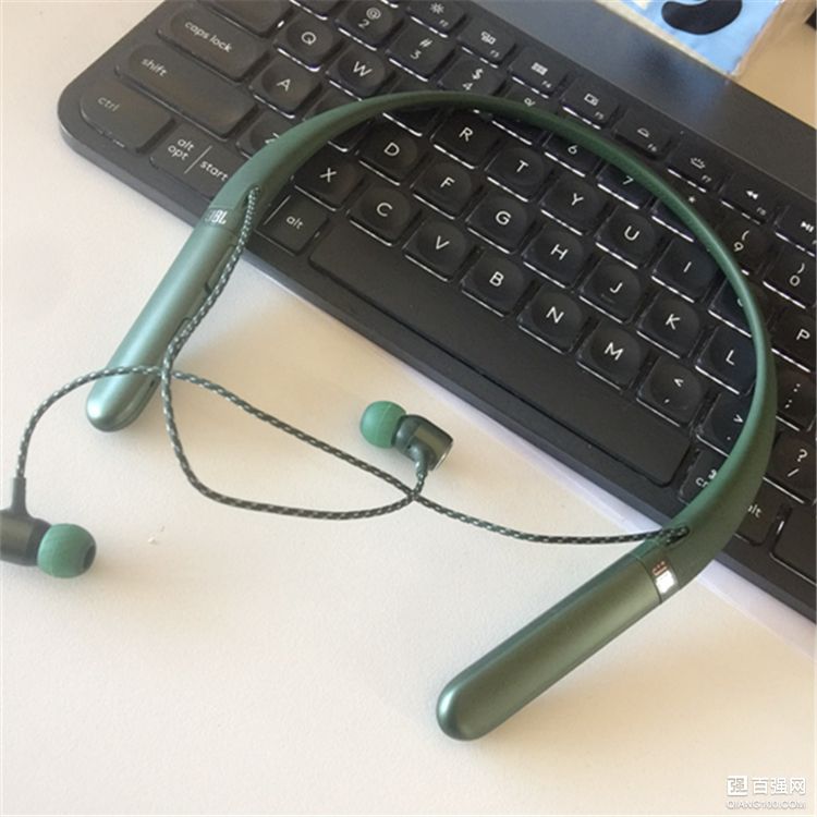 一份充满诚意的运动耳机评测:JBL LIVE 200BT蓝牙耳机使用体验 一份充满诚意的运动耳机评测:JBL LIVE 200BT蓝牙耳机使用体验