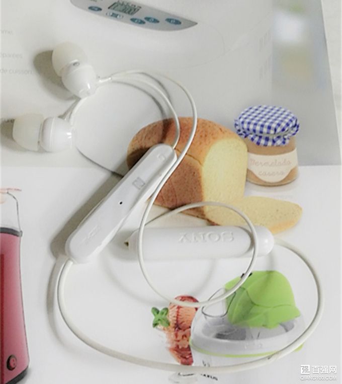 索尼WI-C300耳机索尼大法中性价比较高的蓝牙耳机 索尼WI-C300耳机索尼大法中性价比较高的蓝牙耳机