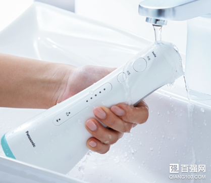 松下上新一款家用电动冲牙器 EW1521:售价799元 松下上新一款家用电动冲牙器 EW1521:售价799元
