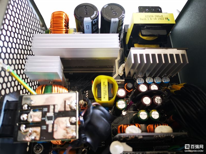 仅售349还有80Plus金牌认证,美商艾湃电竞AN-650电源拆机小测 仅售349还有80Plus金牌认证,美商艾湃电竞AN-650电源拆机小测