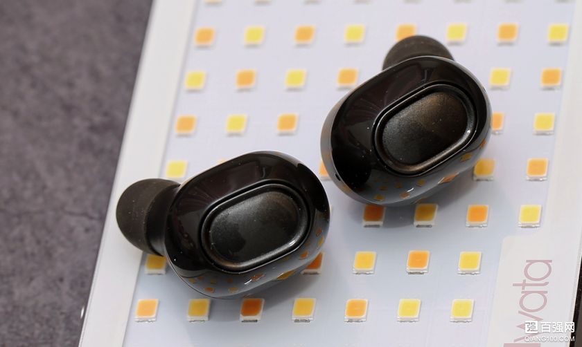 JEET AIR蓝牙耳机:运动加成真无线长续航体验 JEET AIR蓝牙耳机:运动加成真无线长续航体验