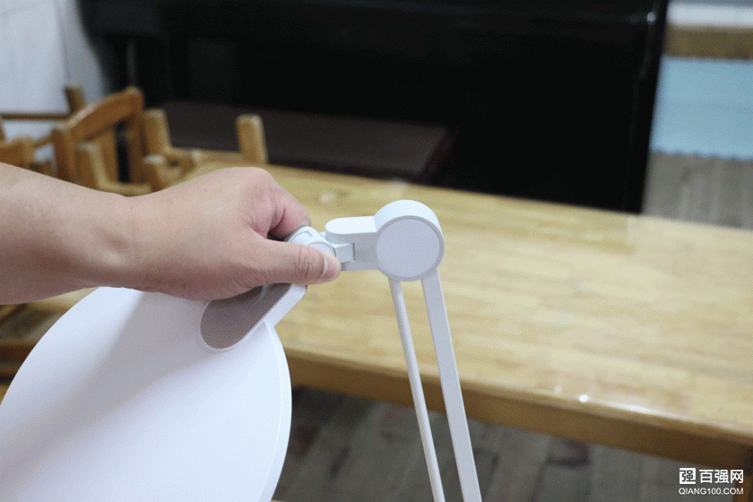 全光谱技术搭配双光源,护眼更健康——孩视宝VL235B护眼台灯体 全光谱技术搭配双光源,护眼更健康——孩视宝VL235B护眼台灯体