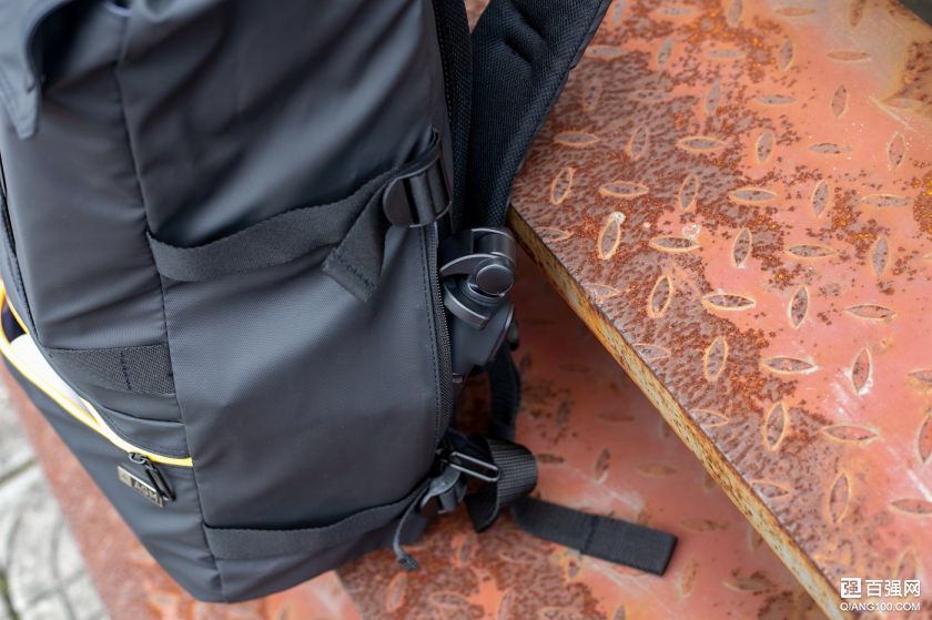 特能“装”随你“变”还防水,旅行摄影背包,AGM黑盾双肩包 特能“装”随你“变”还防水,旅行摄影背包,AGM黑盾双肩包