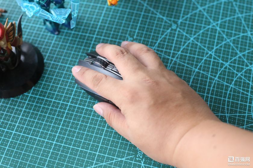 雷柏V20PRO双模鼠标,游戏办公两不误 雷柏V20PRO双模鼠标,游戏办公两不误