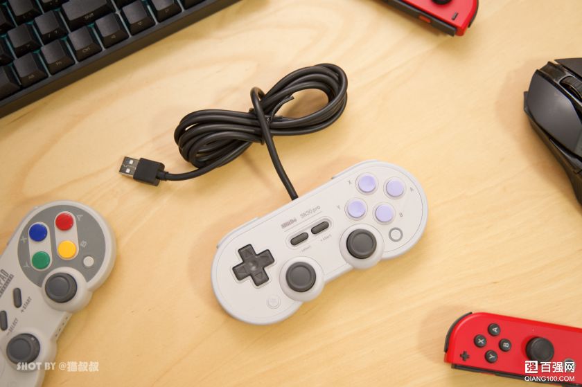 八位堂 SN30Pro USB 手柄,将美好回忆带到现实 八位堂 SN30Pro USB 手柄,将美好回忆带到现实