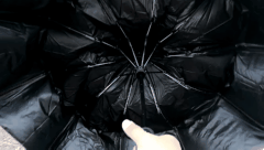 绅士与暴徒，169的雨伞与69的对比，绅士手开自动收美收伞