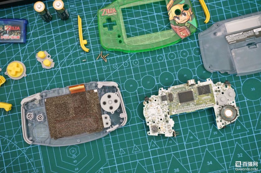 猫宅玩游戏有情怀有颜值,GBA更换缩小帽外壳 猫宅玩游戏有情怀有颜值,GBA更换缩小帽外壳