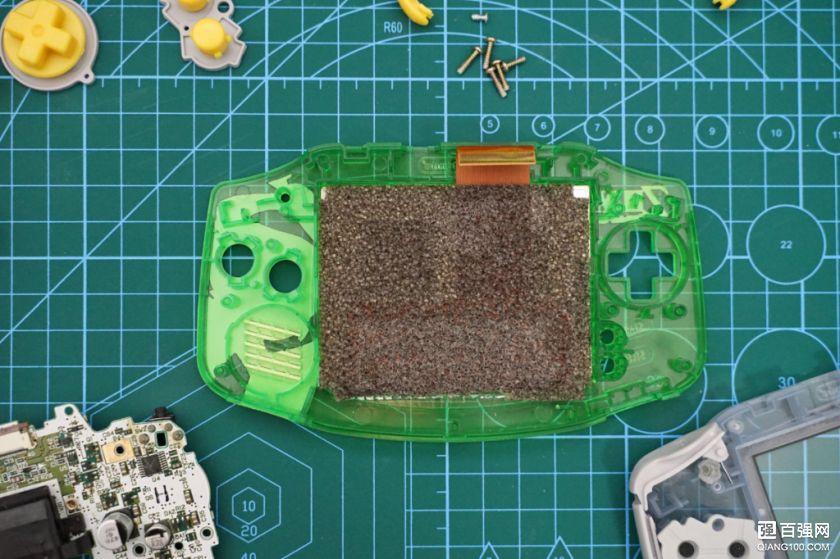 猫宅玩游戏有情怀有颜值,GBA更换缩小帽外壳 猫宅玩游戏有情怀有颜值,GBA更换缩小帽外壳