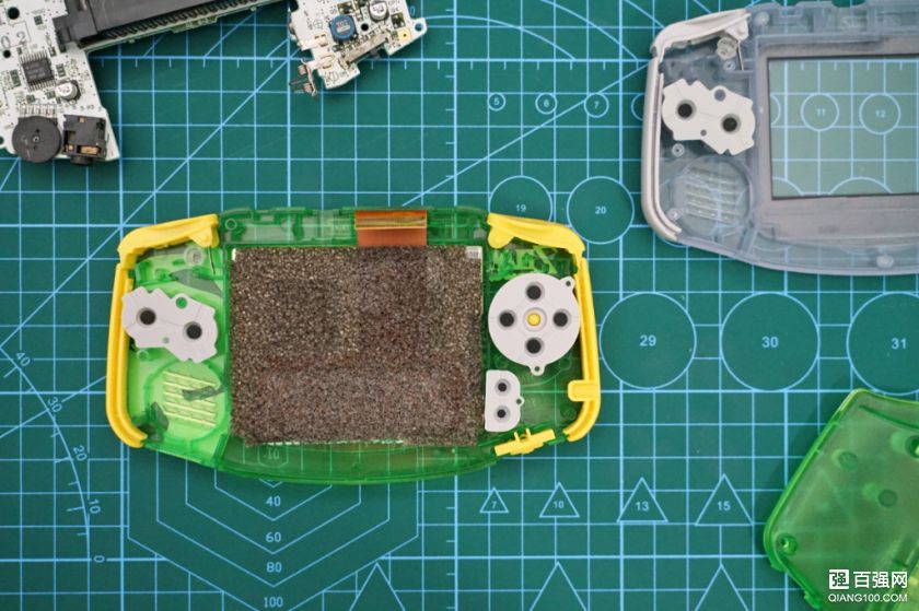 猫宅玩游戏有情怀有颜值,GBA更换缩小帽外壳 猫宅玩游戏有情怀有颜值,GBA更换缩小帽外壳