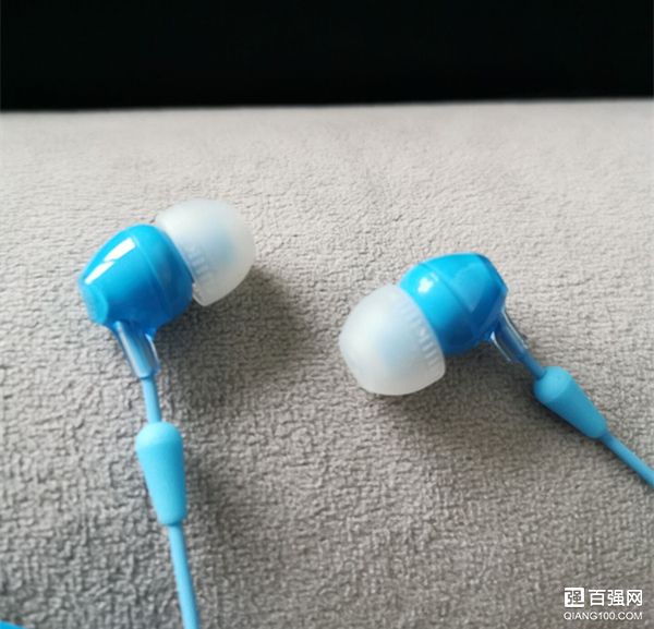 索尼 WI-C400蓝牙耳机 轻便实用的耳机 索尼 WI-C400蓝牙耳机 轻便实用的耳机