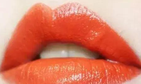 谁有mac口红全色系试色图?mac口红所有色号图片? 谁有mac口红全色系试色图?mac口红所有色号图片?