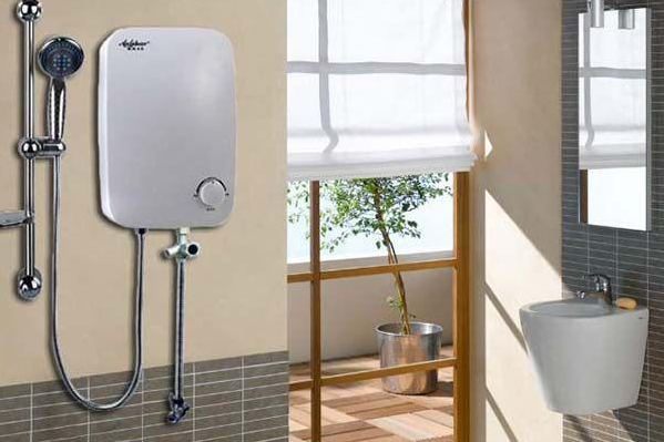 电热水器、燃气热水器、即热式热水器、储水式热水器哪种更好? 电热水器、燃气热水器、即热式热水器、储水式热水器哪种更好?
