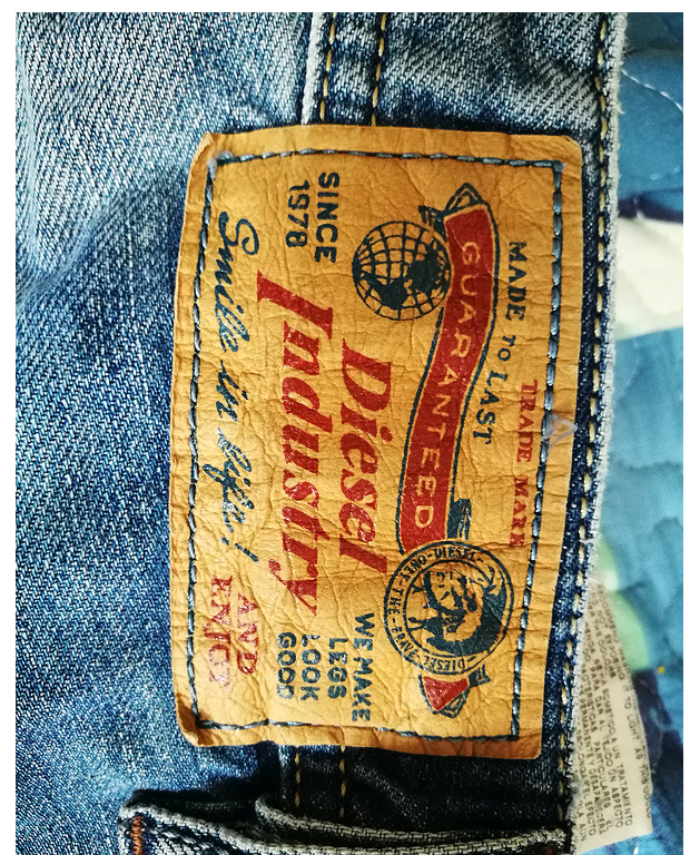 意大利三大牛仔裤品牌对比贴 Armani Jeans、Replay、Diesel