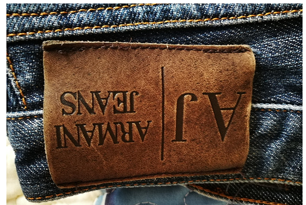 意大利三大牛仔裤品牌对比贴 Armani Jeans、Replay、Diesel 意大利三大牛仔裤品牌对比贴 Armani Jeans、Replay、Diesel