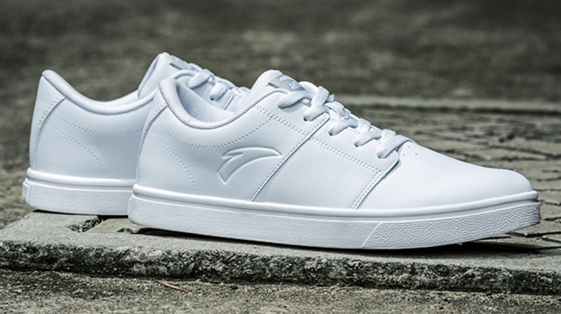 安踏小白鞋、李宁小白鞋和鸿星尔克小白鞋三个品牌的对比 安踏小白鞋、李宁小白鞋和鸿星尔克小白鞋三个品牌的对比