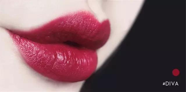 MAC魅可口红哪个色号火?魅可口红属于什么档次? MAC魅可口红哪个色号火?魅可口红属于什么档次?