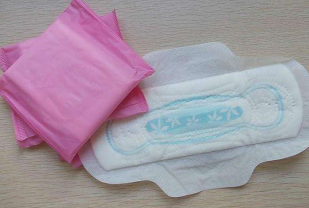 卫生巾和护垫有哪些区别,各有什么作用 卫生巾和护垫有哪些区别,各有什么作用