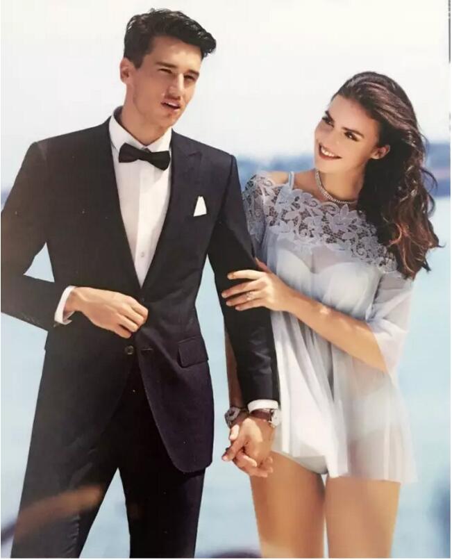 泡温泉穿什么样的泳衣好???安莉芳怎么样?? 泡温泉穿什么样的泳衣好???安莉芳怎么样??