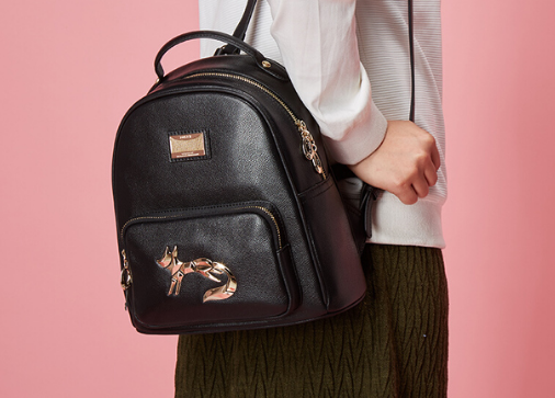 文艺范不足,别着急,你只是缺少一款学院风的双肩包 文艺范不足,别着急,你只是缺少一款学院风的双肩包