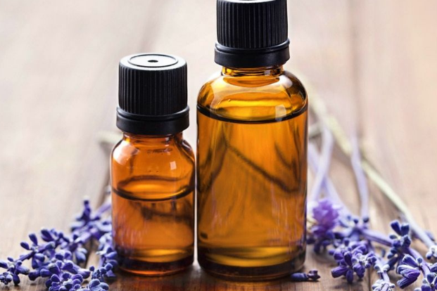 薰衣草精油怎么用,薰衣草精油的使用方法 薰衣草精油怎么用,薰衣草精油的使用方法