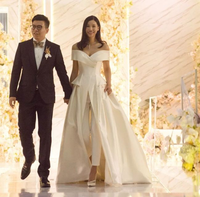 shinemoda婚纱什么价位？shinemoda婚纱多少钱？