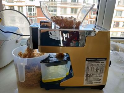 韩皇家用榨油机好用么？出油快么？