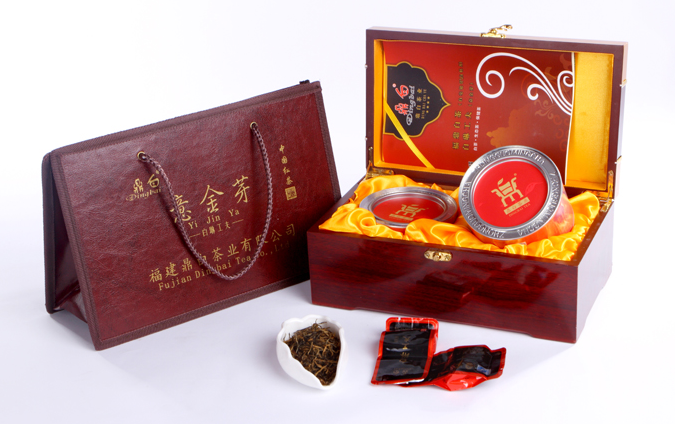 “六妙”和“鼎白”白茶哪个好?国内销量好不好? “六妙”和“鼎白”白茶哪个好?国内销量好不好?