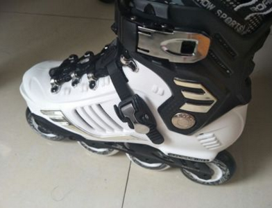 乐秀RX5轮滑鞋怎么样?穿着舒服吗? 乐秀RX5轮滑鞋怎么样?穿着舒服吗?