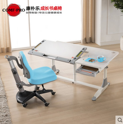 COMF－PRO康朴乐学习桌性价比如何