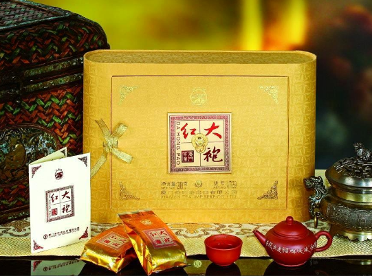 感德龙馨、魏荫名茶和​海堤乌龙茶哪个好？价格呢？性价比怎样？