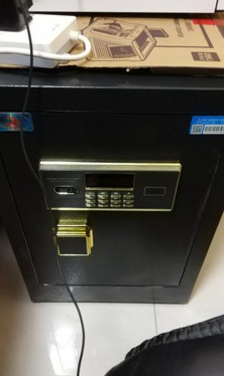 虎牌保险柜60CM指纹识别灵敏吗？重不重？