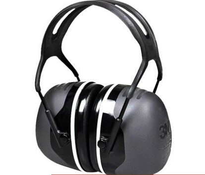 铁三角防噪音耳机对中频的解析力到位吗?价格便宜不? 铁三角防噪音耳机对中频的解析力到位吗?价格便宜不?