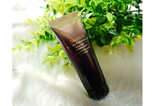 干性皮肤用什么洗面奶?值得推荐的品牌有哪些? 干性皮肤用什么洗面奶?值得推荐的品牌有哪些?