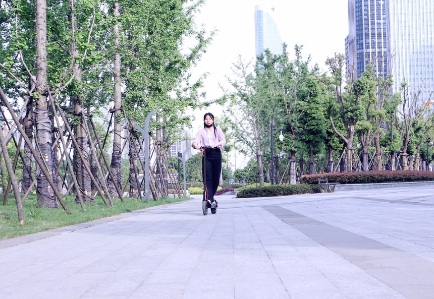 卸载共享单车,告别上班堵车!RND电动滑板车评测 卸载共享单车,告别上班堵车!RND电动滑板车评测