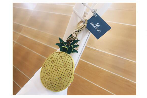 施华洛世奇钥匙扣价格?施华洛世奇新款菠萝造型车钥匙扣好吗? 施华洛世奇钥匙扣价格?施华洛世奇新款菠萝造型车钥匙扣好吗?