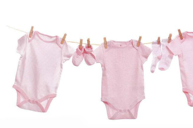 初生婴儿服装品牌推荐？AJ婴儿服装穿着舒适吗？