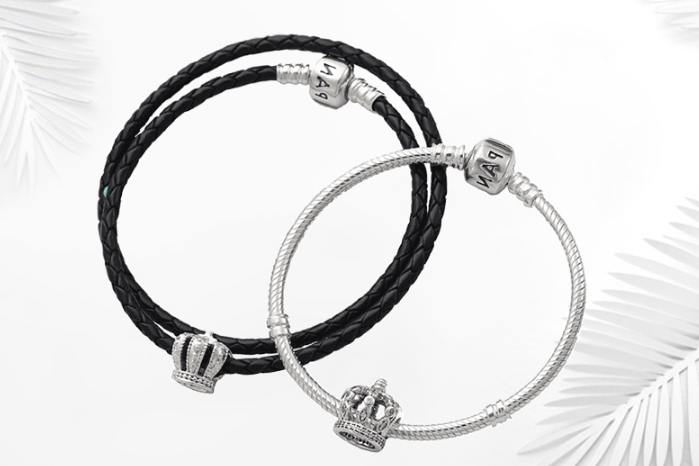 潘多拉有情侣手链的吗?潘多拉手链是纯银的吗? 潘多拉有情侣手链的吗?潘多拉手链是纯银的吗?