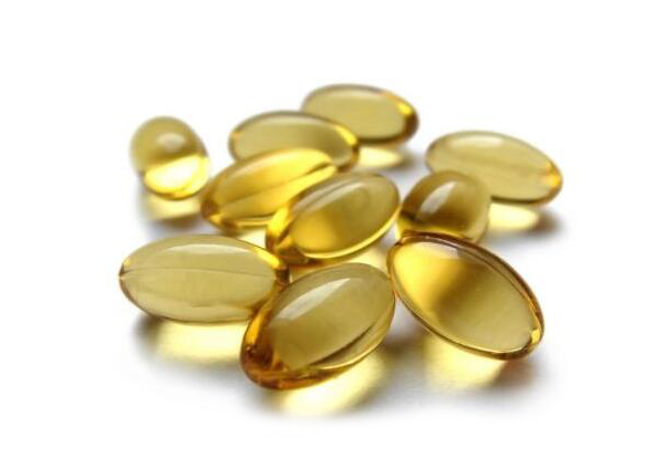 维生素e软胶囊祛痘印效果好吗？来益牌维生素e涂在脸上能祛斑吗？