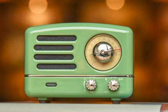 猫王小王子收音机木质和金属哪个好? 猫王小王子收音机木质和金属哪个好?