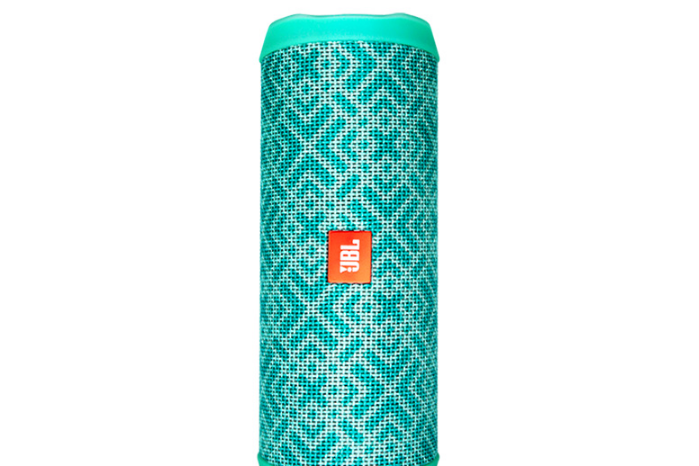 车载低音炮多少钱？JBL FLIP4车载低音炮音质如何？