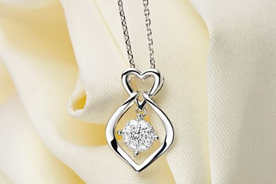 周大福钻石口碑?有哪些好看的钻石制品? 周大福钻石口碑?有哪些好看的钻石制品?