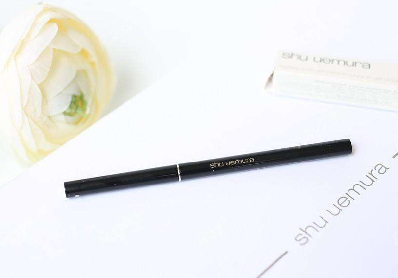 植村秀眼线笔怎么转?能收回去吗? 植村秀眼线笔怎么转?能收回去吗?