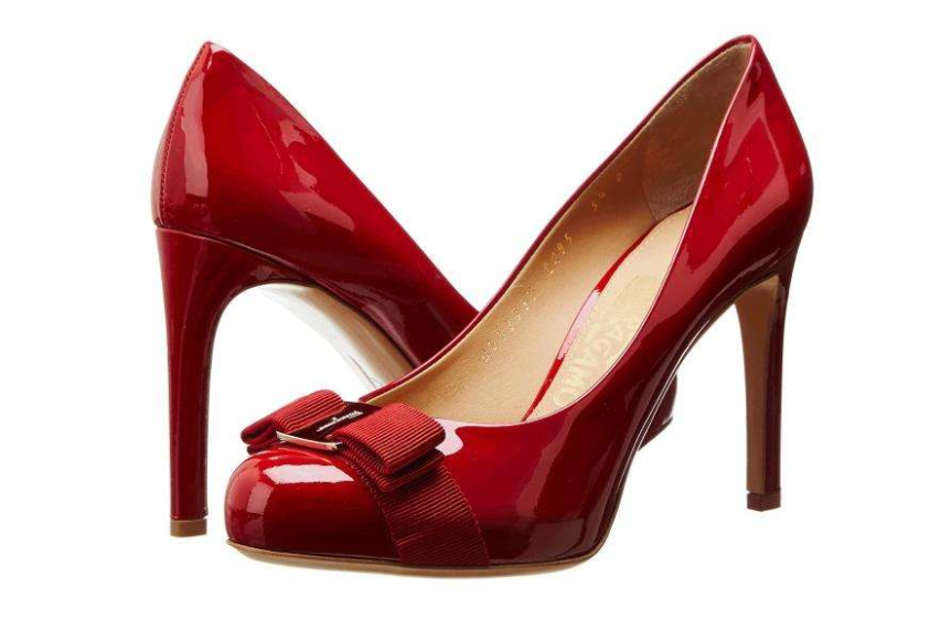 菲拉格慕女鞋尺码?磨脚吗? 菲拉格慕女鞋尺码?磨脚吗?