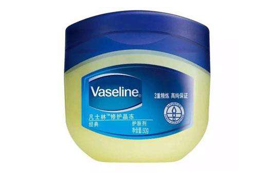祛黑头用什么好?凡士林修护晶冻的作用? 祛黑头用什么好?凡士林修护晶冻的作用?