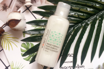 化妆刷清洁剂推荐?赫妮特化妆刷清洁剂味道刺鼻吗? 化妆刷清洁剂推荐?赫妮特化妆刷清洁剂味道刺鼻吗?