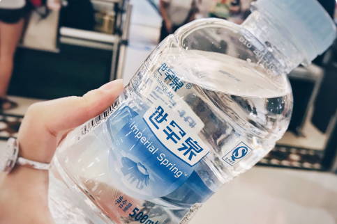 喝苏打水会变胖嘛? 世罕泉天然苏打水怎么样? 喝苏打水会变胖嘛? 世罕泉天然苏打水怎么样?