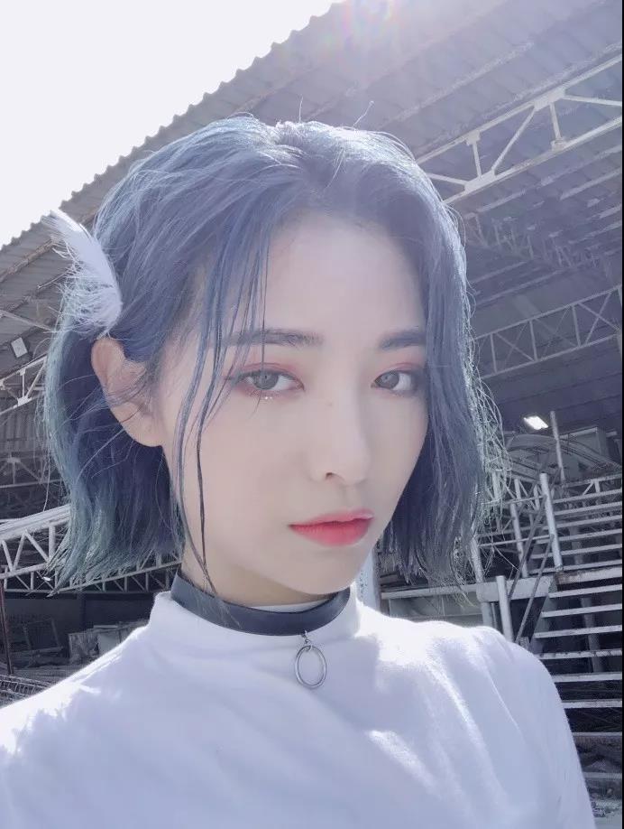 火爆的北极星发色,男生拒绝,女生热爱 火爆的北极星发色,男生拒绝,女生热爱