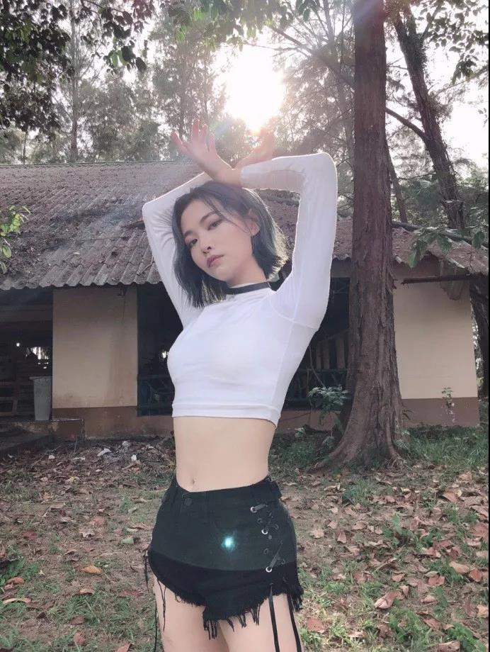 火爆的北极星发色,男生拒绝,女生热爱 火爆的北极星发色,男生拒绝,女生热爱