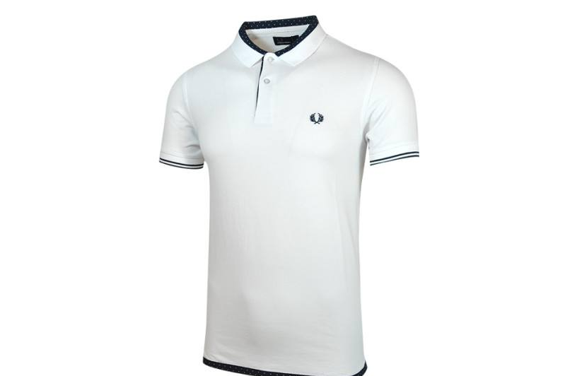 Fred Perry polo衫米白色好看吗?是哪国品牌? Fred Perry polo衫米白色好看吗?是哪国品牌?