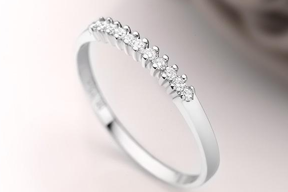 darry ring钻石戒指怎么样?有什么寓意? darry ring钻石戒指怎么样?有什么寓意?